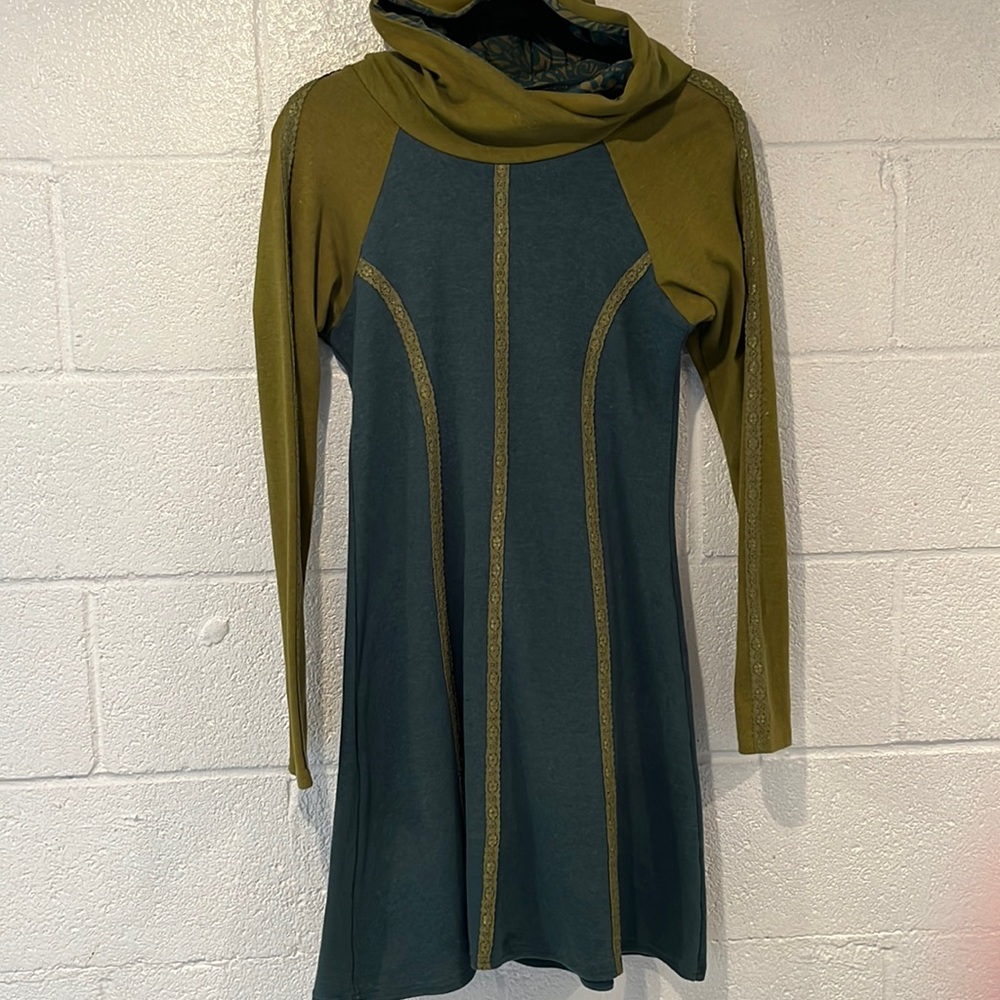 Hooded dress